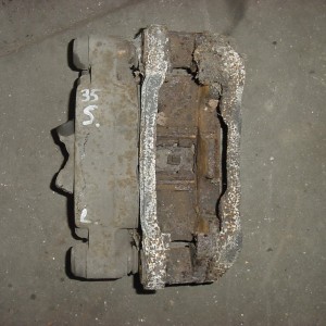 975119 Remklauw Links voor