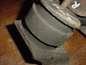 G129200 Links motor rubber gebruikt