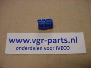 stekker blauw