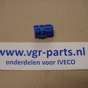stekker blauw