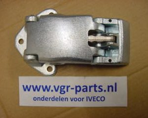 121900 scharnier onder