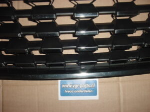 5802317677 Grill Iveco Daily 2019 - Afbeelding 2
