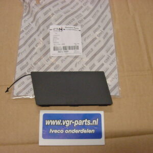 5801630222 kapje bumper rechts onder (sleep oog)