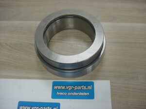 8138307A lager binnen